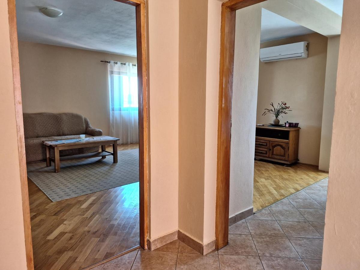 Mara Lägenhet Zadar Exteriör bild